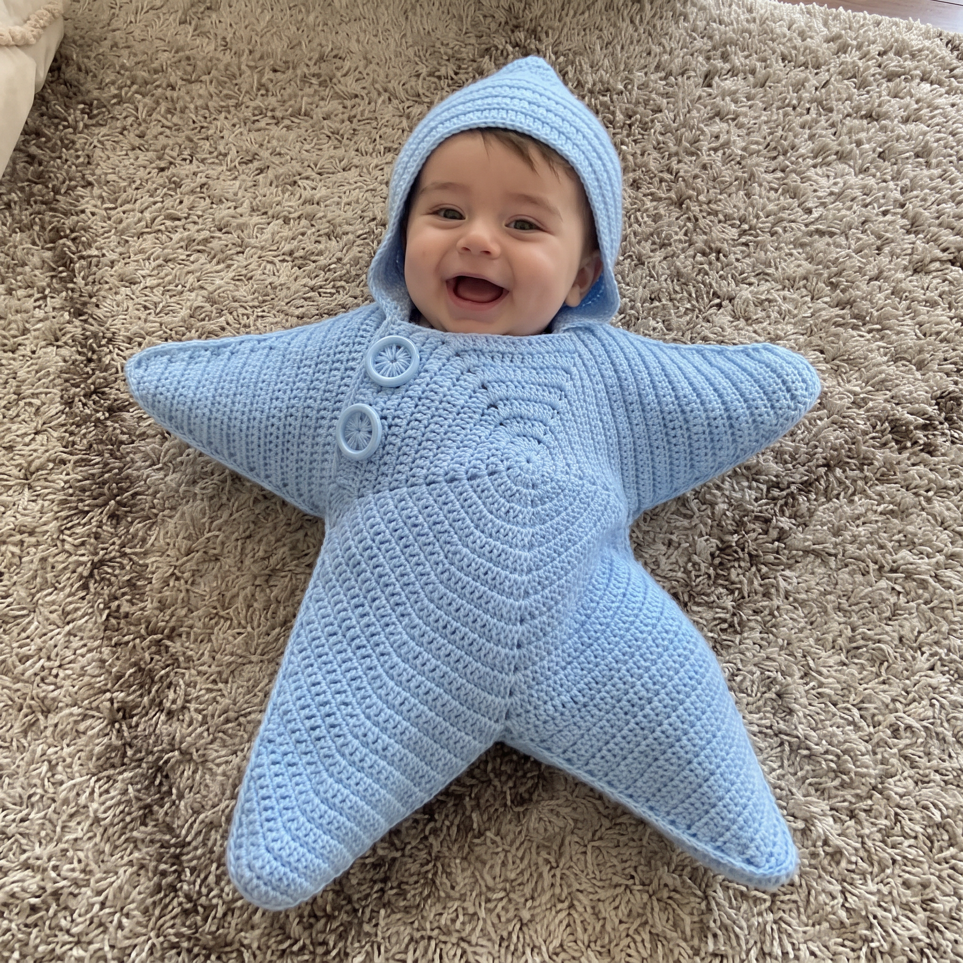 Minik Yıldız El Örgüsü Bebek Yatağı